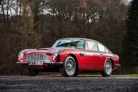 1971 aston martin db6